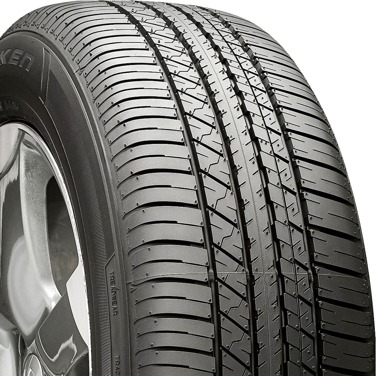 235/65R17 - ZIEX ZE001 A/S OE BSW